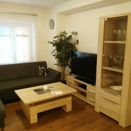 Apartment Eskadra 02