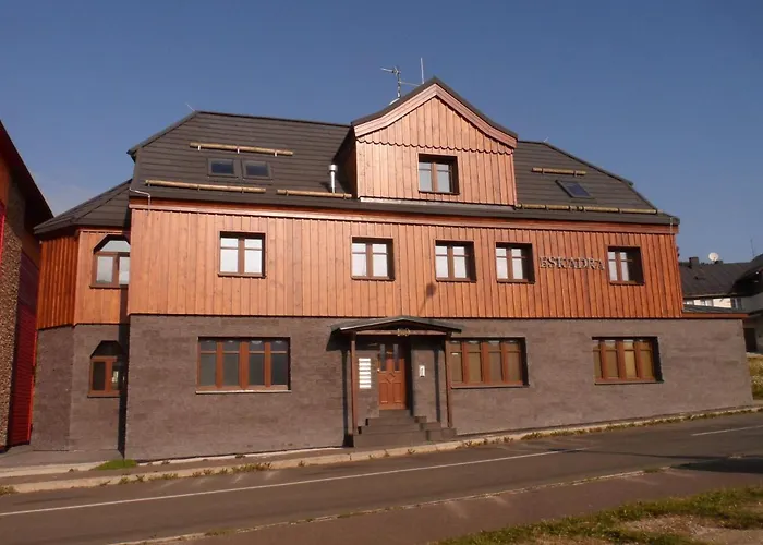 Eskadra 02 *